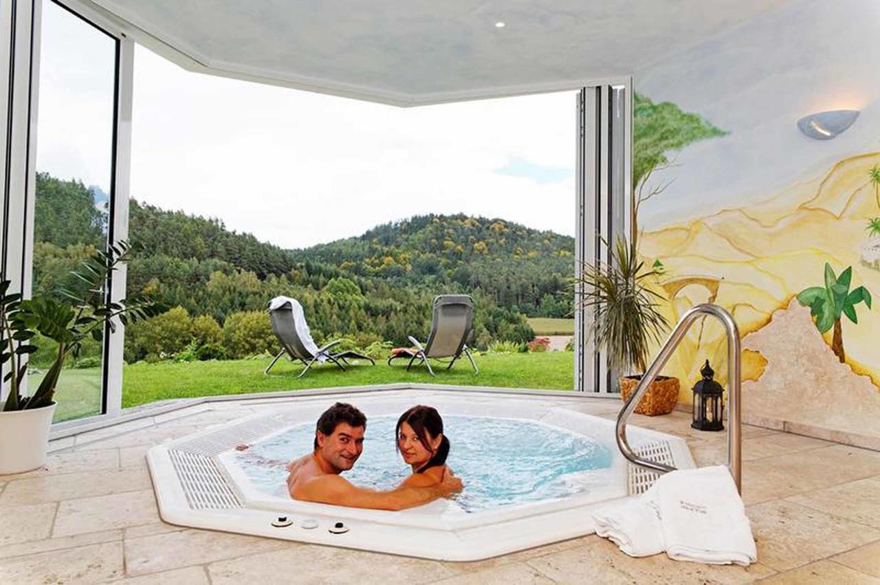 Zedernhof Gesundheits- & Wellnesshotel Stamsried Εξωτερικό φωτογραφία